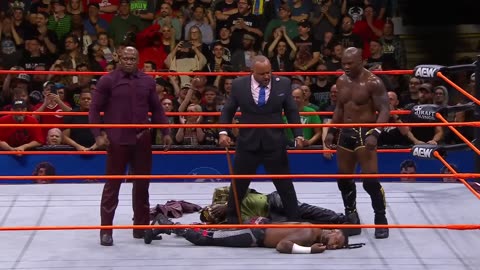 Bobby Lashley comes face-to-face with Swerve Strickland at FRIGHT NIGHT!