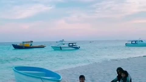The scenery is very nice and colorful
