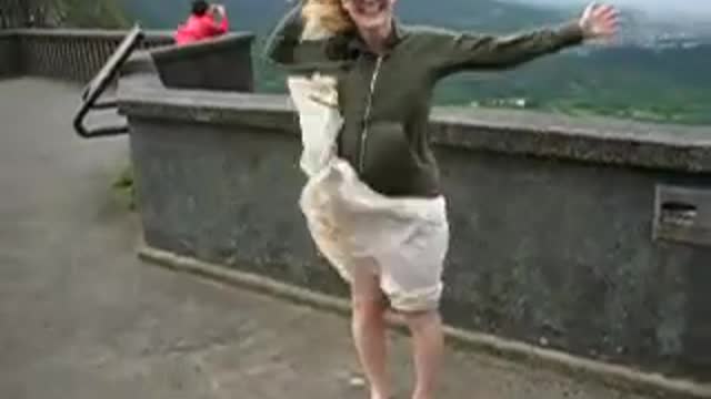 3 second video