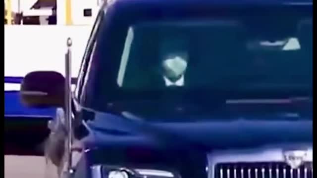 The leader gets off the plane