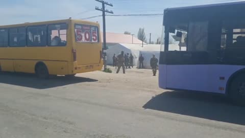 Ukraine War - Footage of the evacuation of civilians from the territory of "Azovstal"