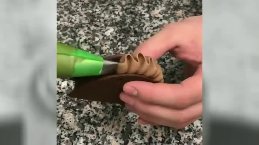 This satisfying video will make you have to poop 🫠