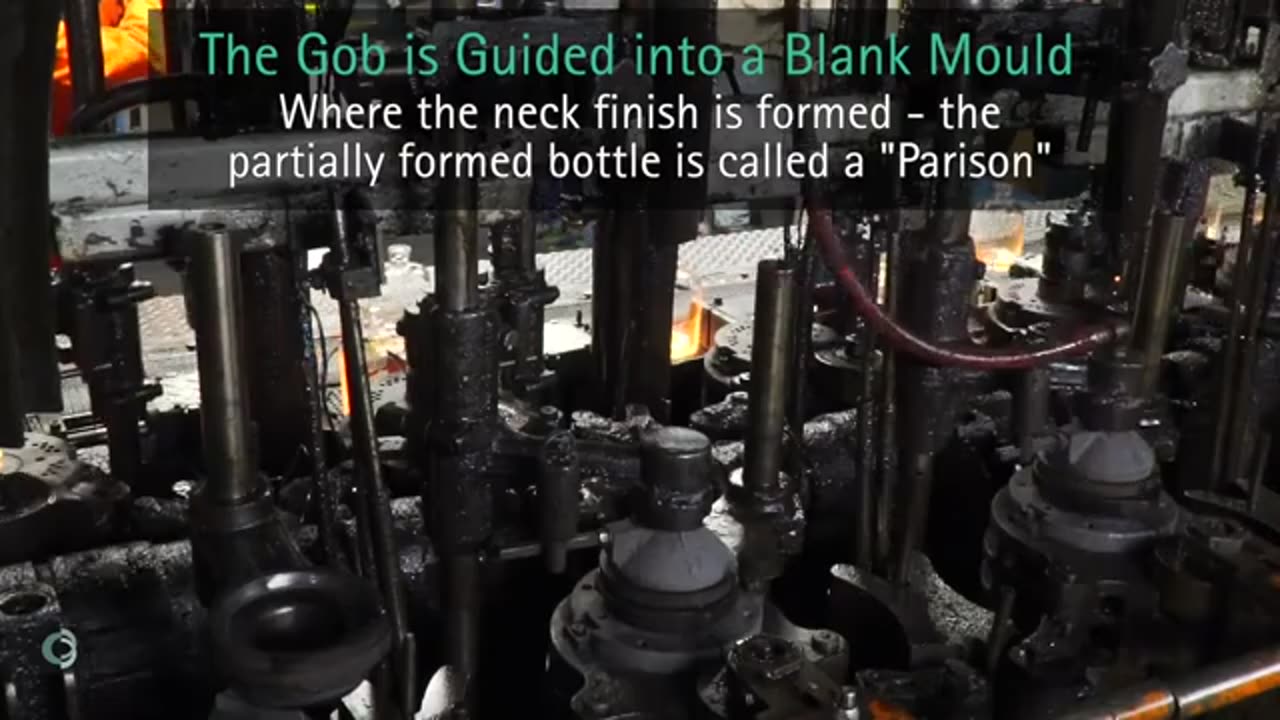 GLASS BOTTLE MAKING PROCESS IN FACTORY (HOW IT'S MADE)