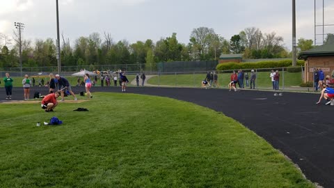 4.20.21 @ St. Henry Girls 400m Run