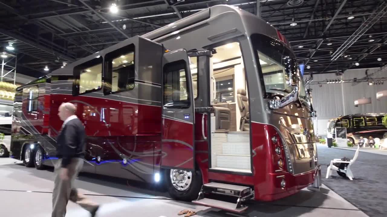 Foretravel IH-45 50e anniversaire RV ~ 1,3 million $$$