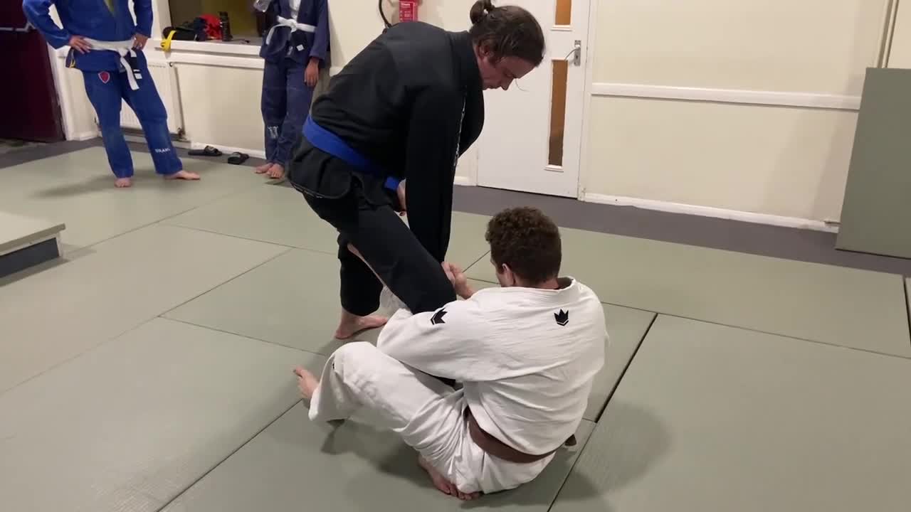 BJJ Sweep from De la riva guard