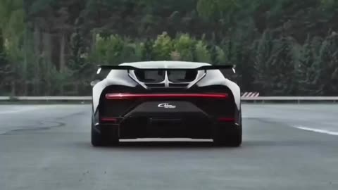 Bugatti chiron drifting