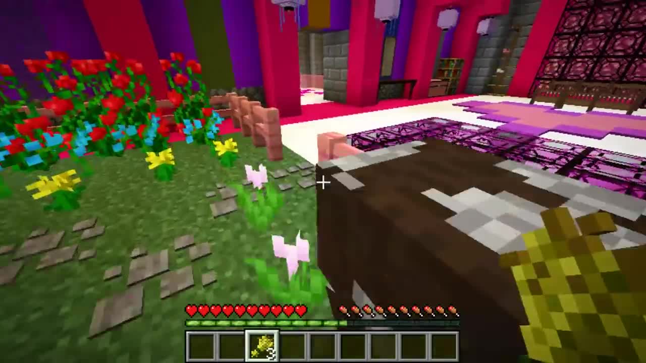 MINECRAFT. LITTLE KELLY HAS A BABY