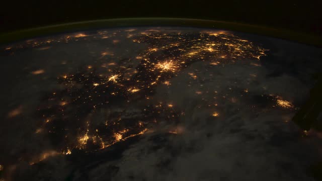 ISS Expedition 42 Time Lapse Video of Earth