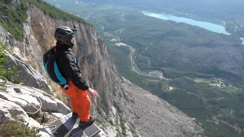 Ramsey Hamady - Brento base jump, with Phoenix Fly suit