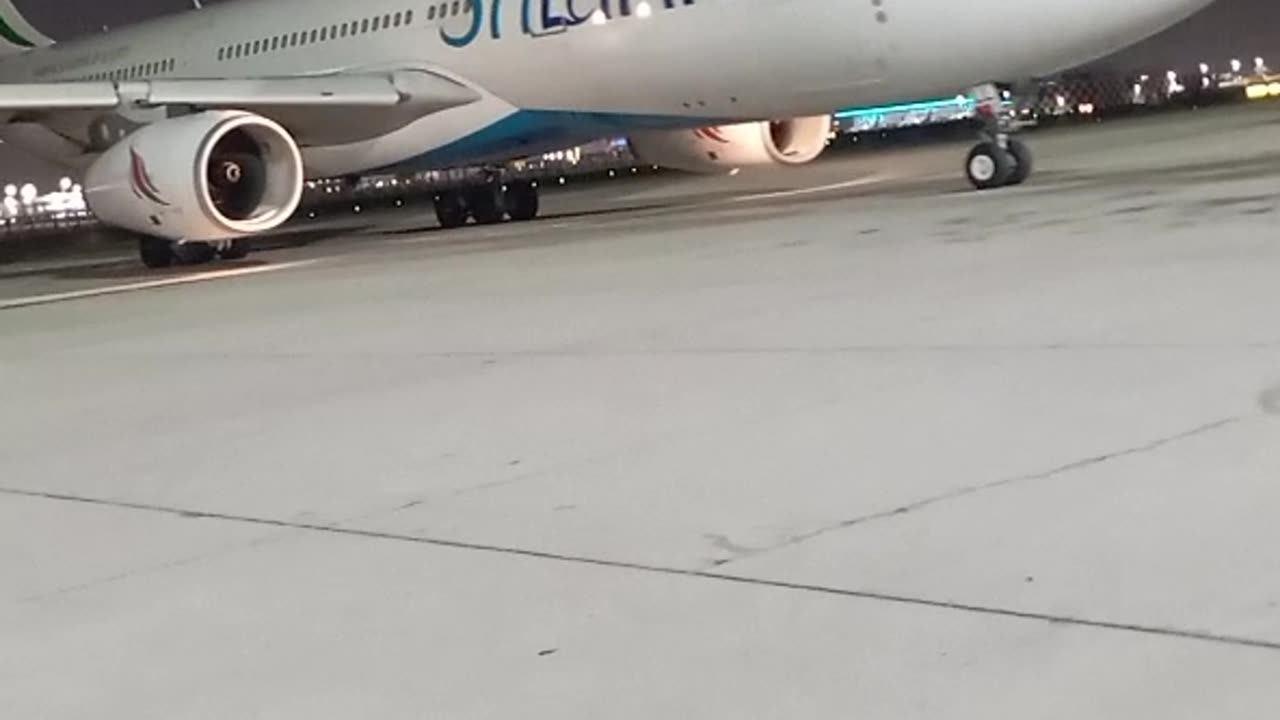 A330 parking