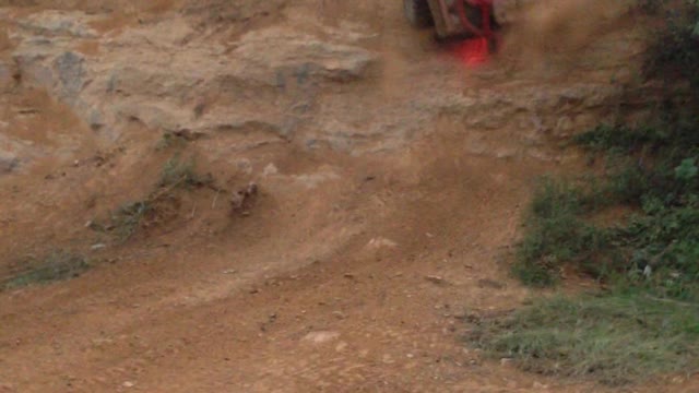 Rush off Road guy gets knocked out after flipping Polaris Razor 800 on the play ground