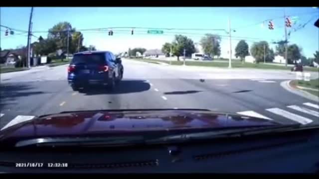 Road accident-video recorder