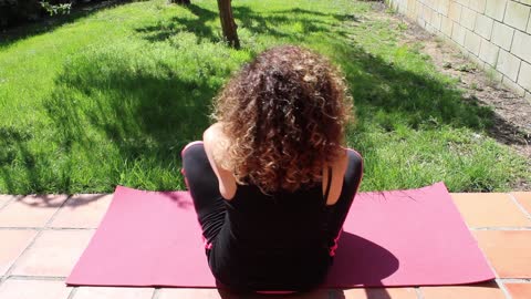 Yoga exercises in the home garden