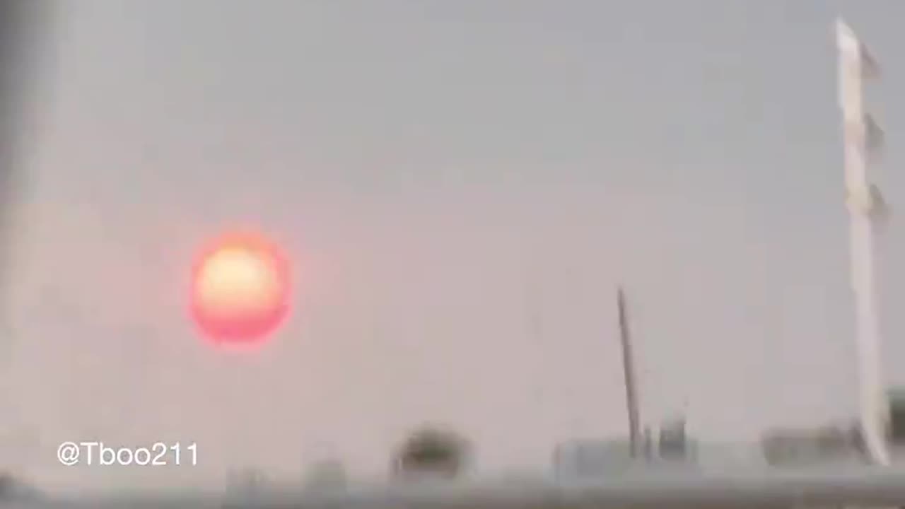 Someone filmed the Sun Setting over Florida earlier this year with many residents...