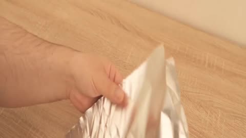 Wrap Aluminum Foil around your Feet and WATCH WHAT HAPPENS 💥 (surprisingly) 🤯