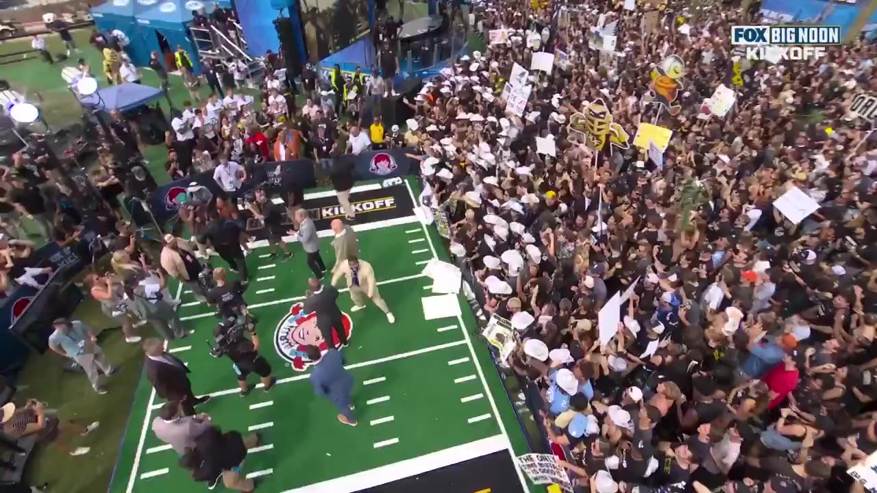 DJ Khaled went crowd-surfing before the Colorado vs. UCF college football game