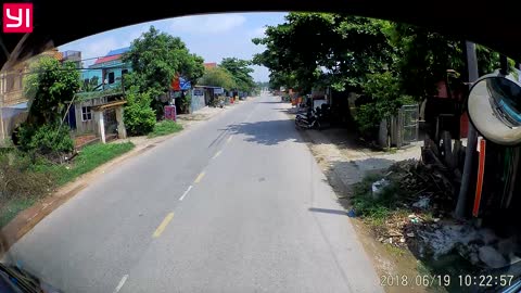 Trucker Barely Dodges Child