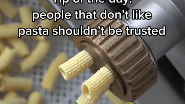 Tip of the day: people that don't like pasta shouldn't be trusted