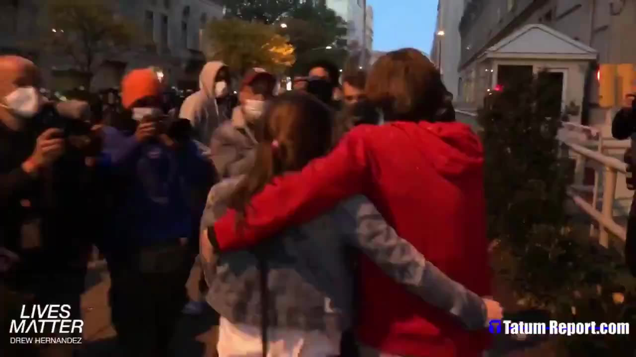 Pro Trump Couple Assaulted And Chased By Crowd Of Rioting Leftists