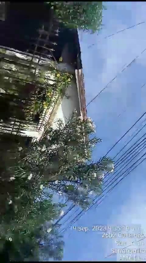 Un sujeto agrede violentamente a una cuadrilla de la empresa Air-e