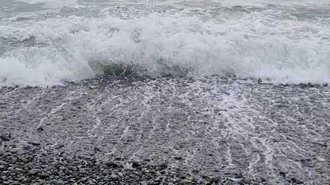 Enjoy the beautiful waves of Geoje Island