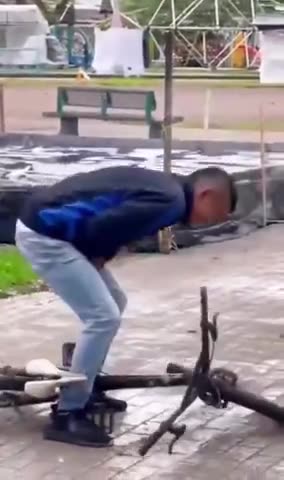 THE "SPIKE BIKE" ANTI THEFT BIKE BITES SOME NEW THIEVES RIGHT IN THE BUTT🚲💥OUCH!