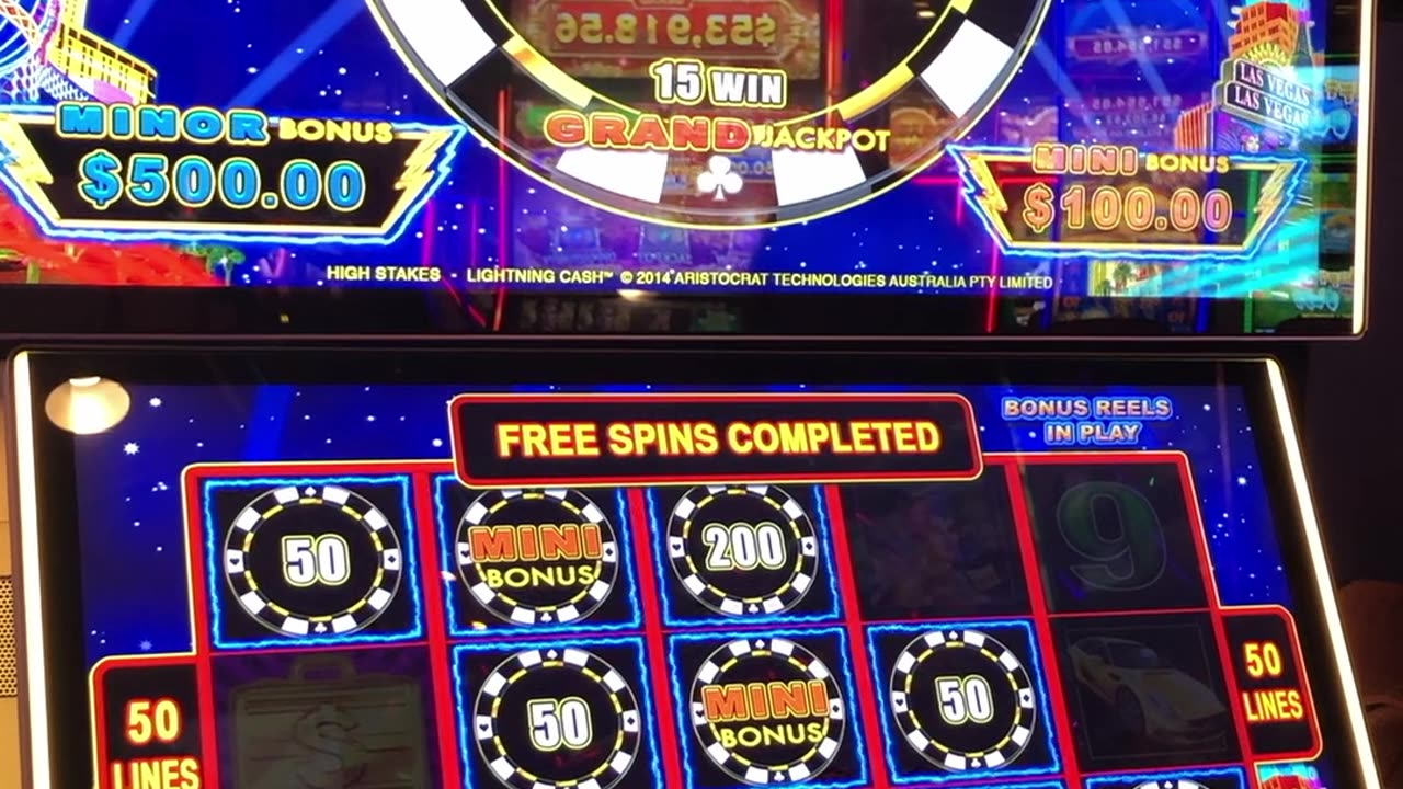 GLORIOUS CHIPS!!! #slots #casino #slotmachine #slotwin #jackpot #bonusfeature #casinogames #gamble