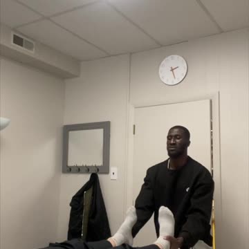 @touchof_sol - Stretch or Massage