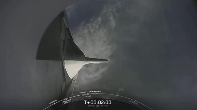 Watch a SpaceX rocket blow up during abort test