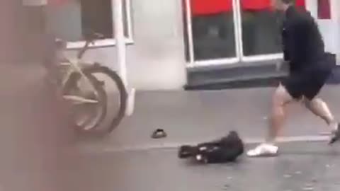 Germany: Islamic Terror Attack - Somali Migrant Screaming 'Allahu Akbar' Kills 3, Injures 5