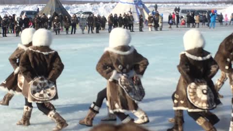 Girls dancing on ice