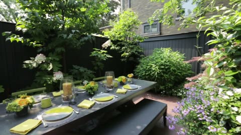 Marilyn Denis s Backyard
