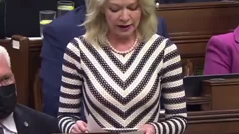 Trudeau heckled by his parliament 2-16-2022