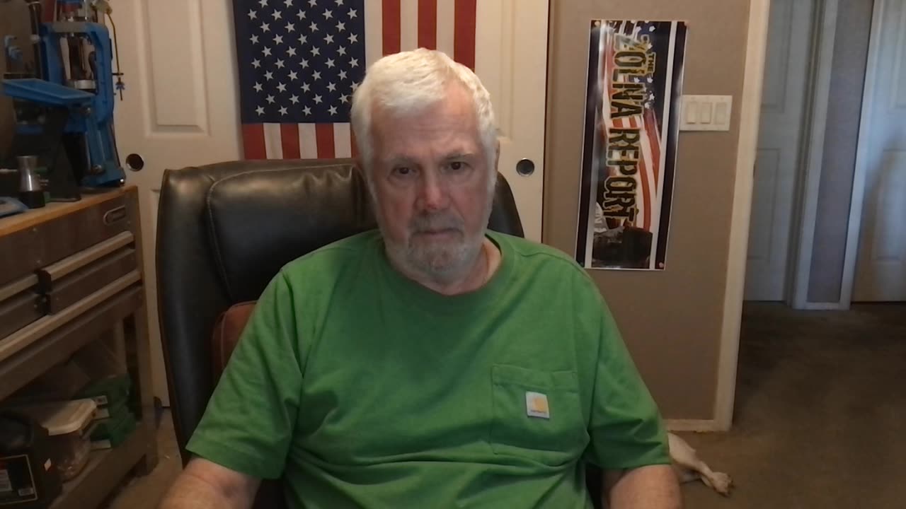 Australian Journalist Issues Emergency Warnings To America!