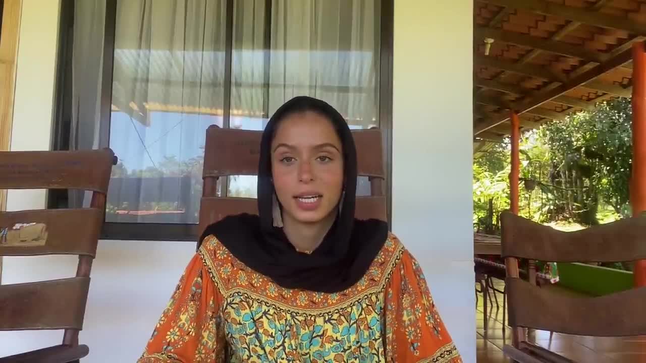 Costa rican girl converts to Islam story 2021.