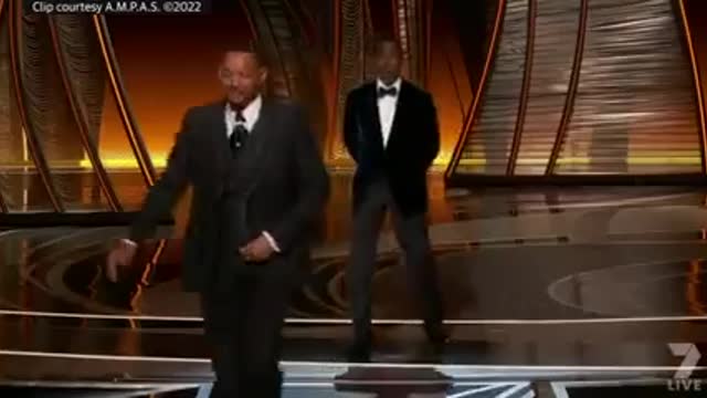 Will smith hits chris rock