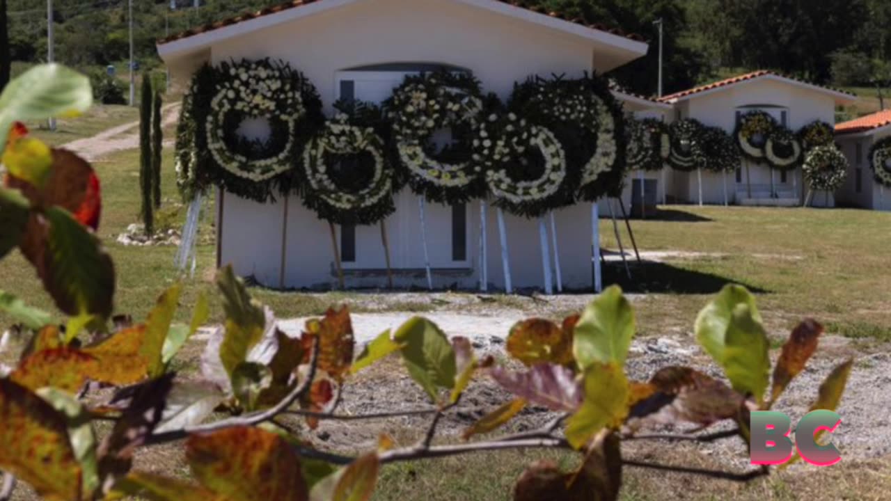 Brutal killing of Mexican mayor sparks anger