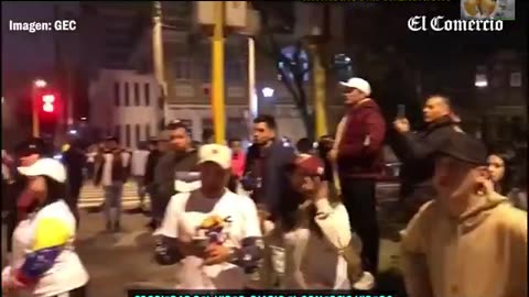 VENEZOLANOS EN PERÚ INDIGNADOS E IMPOTENTES ANTE LA TRAMPA DE MADURO