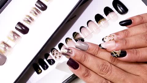 Beromt: Buy False Nails, Nail Polish, Lipsticks Online at low price