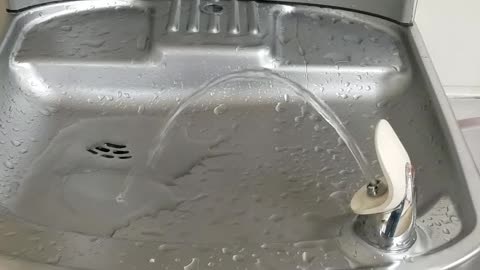 Water fountain fail