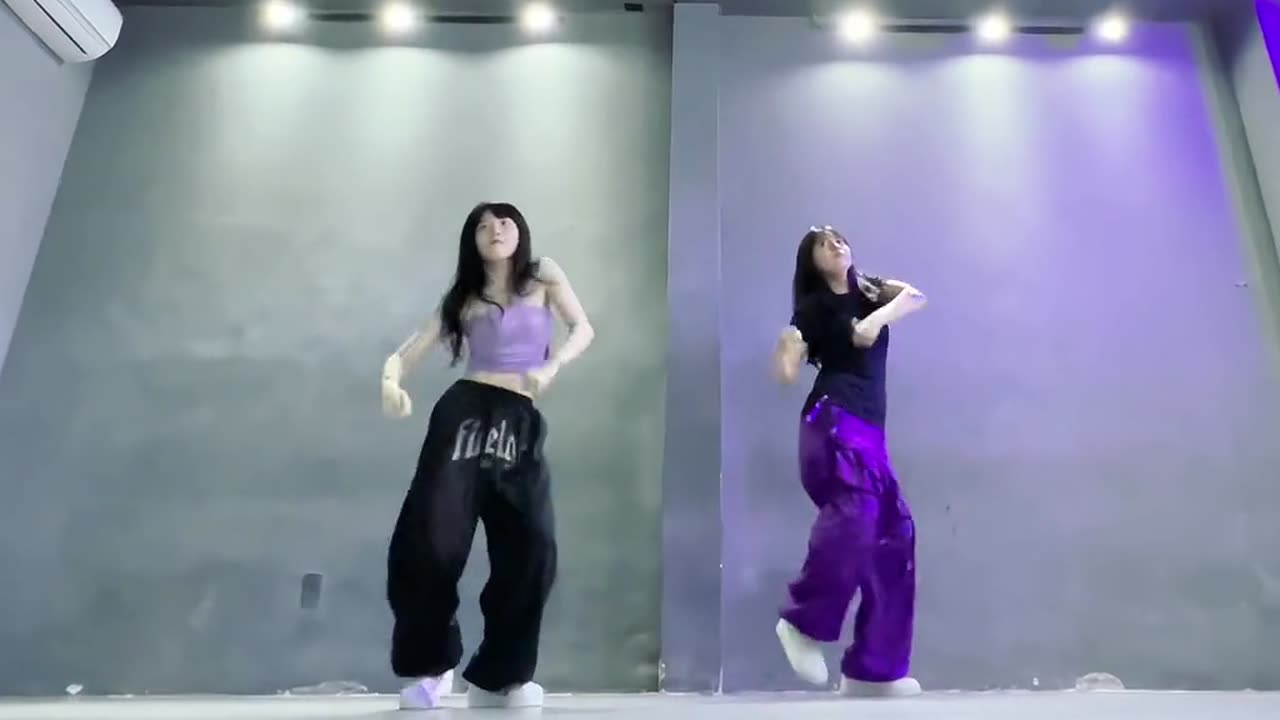 Dance ungu