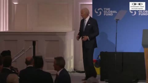 POTUS Joe Biden looks totally lost & confused... AGAIN!