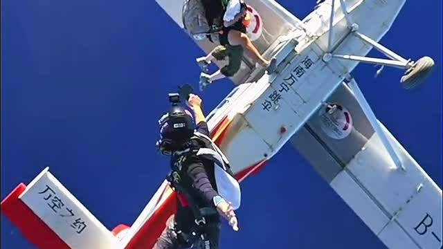 Experience the feeling of flying