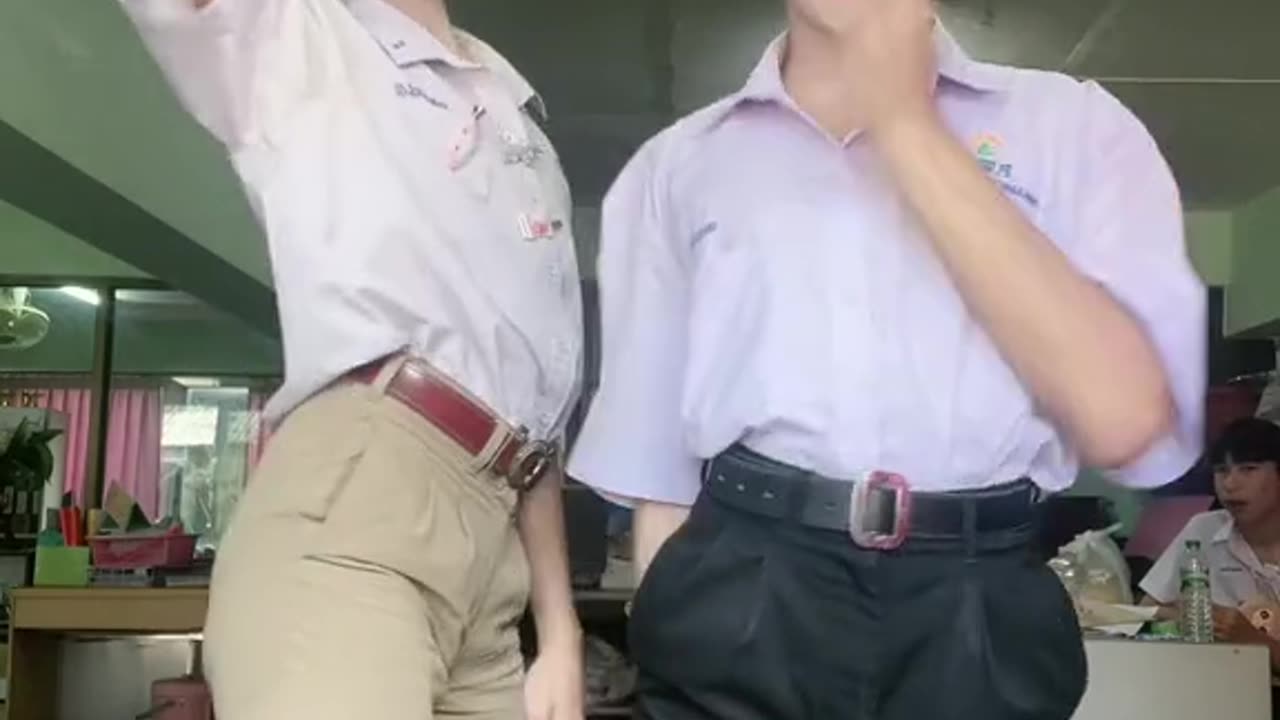 ladyboys dance happy