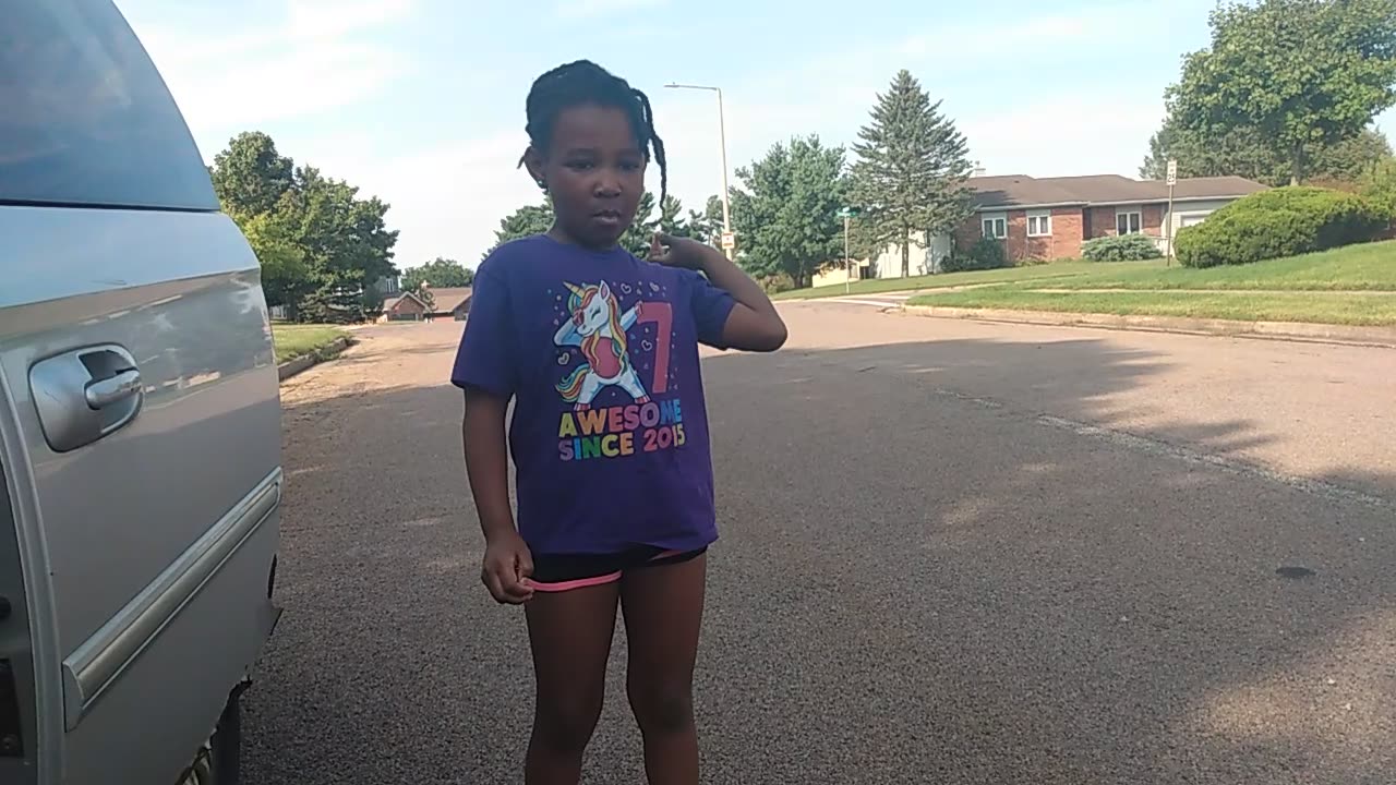 Matt Ellipsis - Bino & my Babies - Bambina & the van @ 840