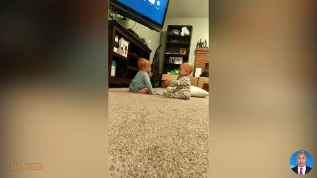 Funny Twins Babies Fighting with love - Cute Baby Funny Videos