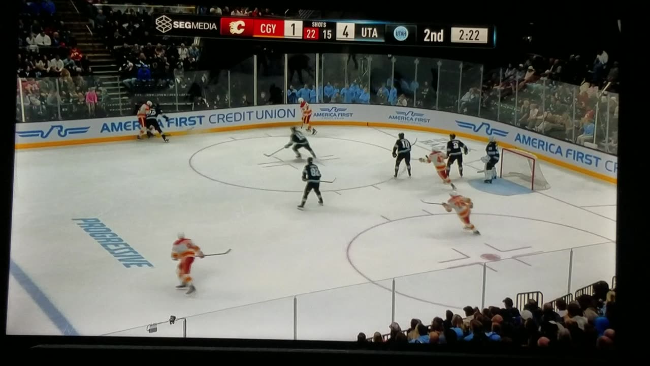 CGY vs UTA - Utah Hockey Club Leads 4-1