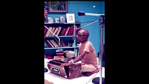 Hare Krishna Maha Mantra Kirtan Srila Prabhupada