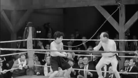 Charlie Chaplin boxing funny clips/ can't stop laughing